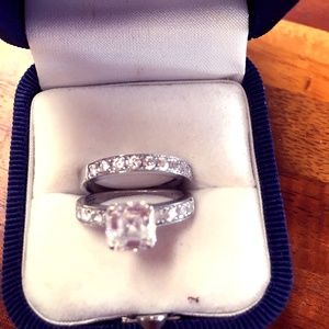 BEAUTIFUL CZ Wedding Set